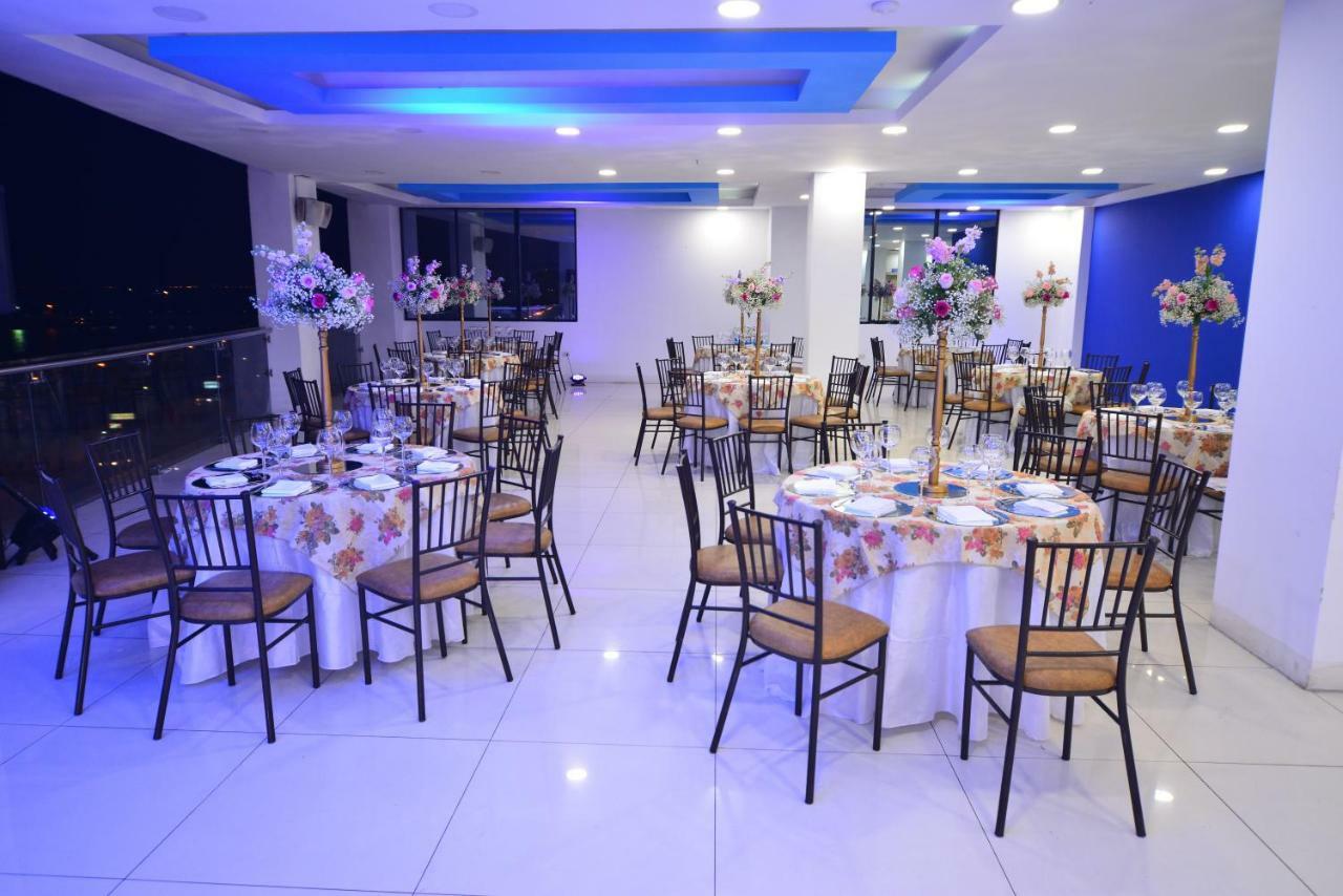 Hotel - Centro Comercial Punta Del Mar Salinas (Santa Elena) Exteriör bild